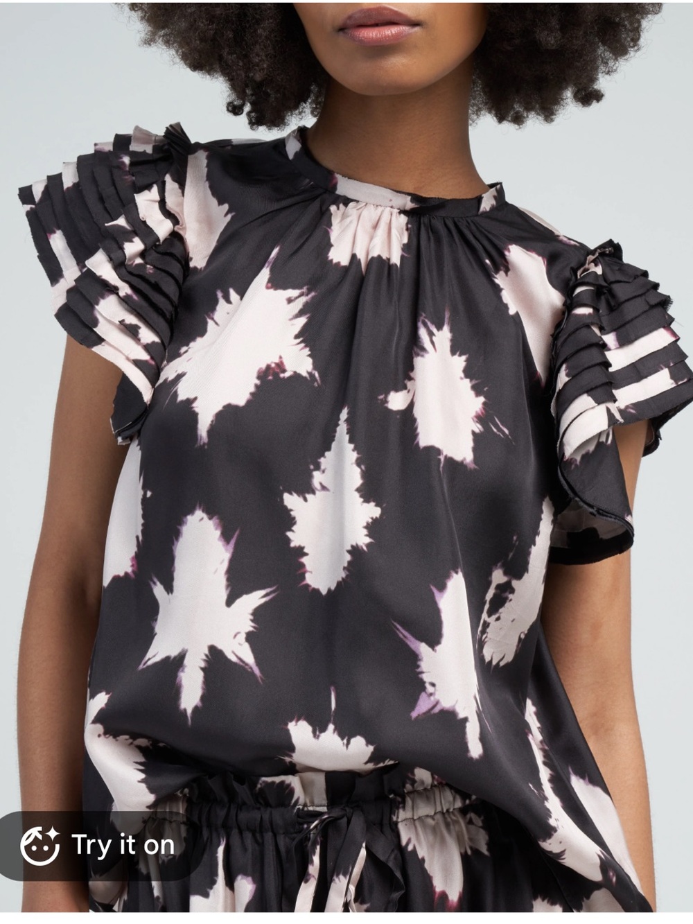 Ulla Johnson Silk Floral-Blur Ruffle-Sleeve Top in Black and Blush | 6